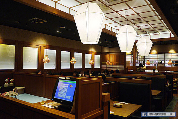 伊勢路勝勢日式豬排：◆台北信義。捷運市政府站【伊勢路勝勢日式豬排微風松高店】夏季限定新品強勢登場。炙燒肋眼牛排。伊勢牡蠣腰內豬排