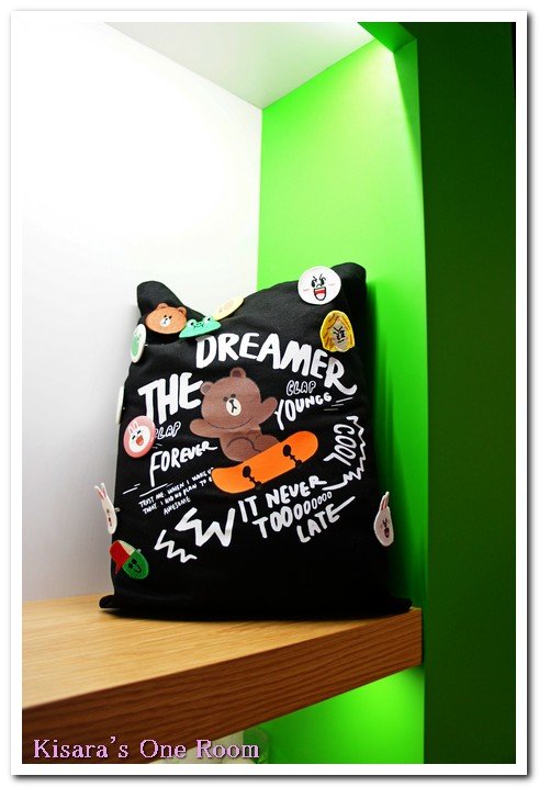 LINE FRIENDS STORE 專門店:LINE在台首家角色商品專賣店