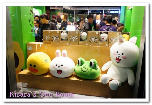 LINE FRIENDS STORE 專門店:LINE在台首家角色商品專賣店
