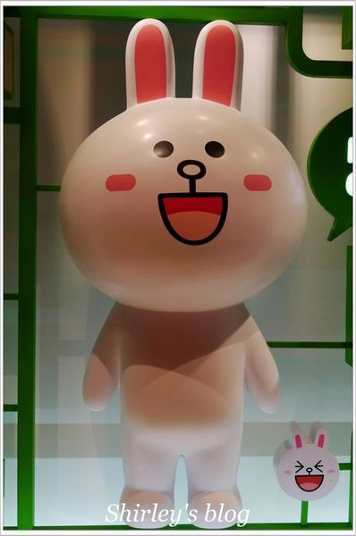 LINE FRIENDS STORE 專門店：LINE FRIENDS 微風松高店