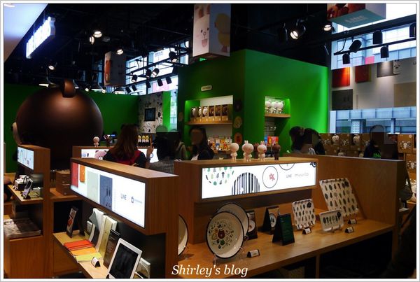 LINE FRIENDS STORE 專門店：LINE FRIENDS 微風松高店