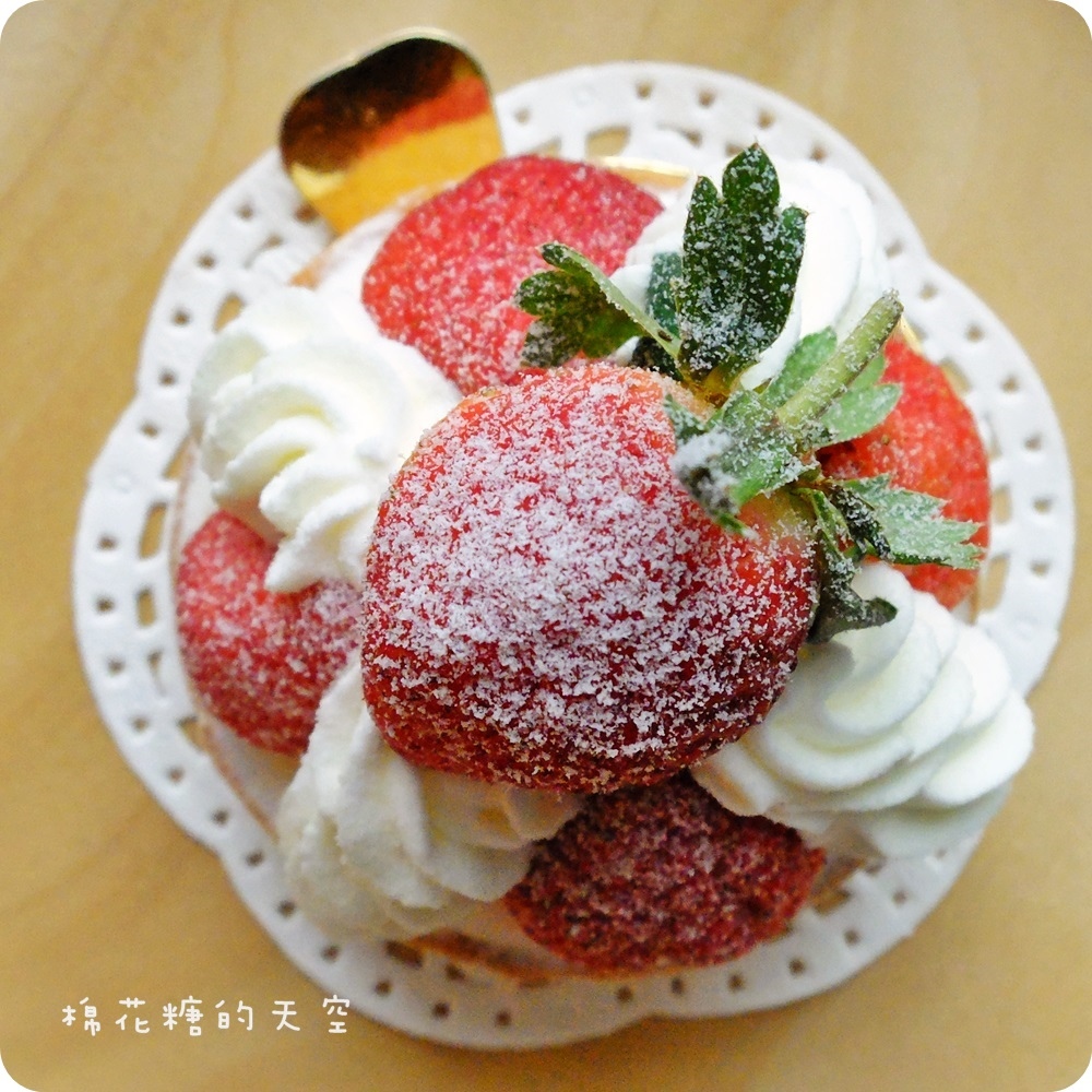 00草莓塔.JPG