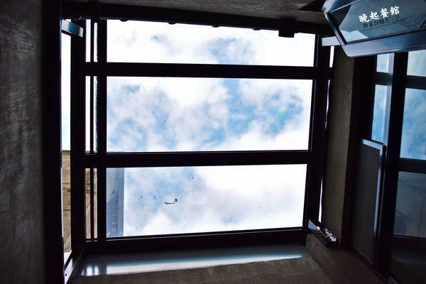 晚起餐館:台南 中西區.藏身巷內 溫暖手做料理早午餐 晚起餐館