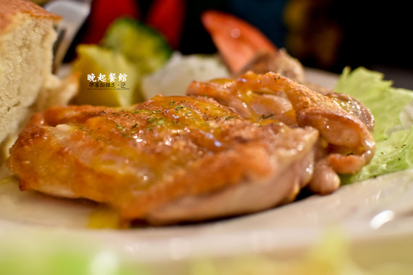 晚起餐館:台南 中西區.藏身巷內 溫暖手做料理早午餐 晚起餐館