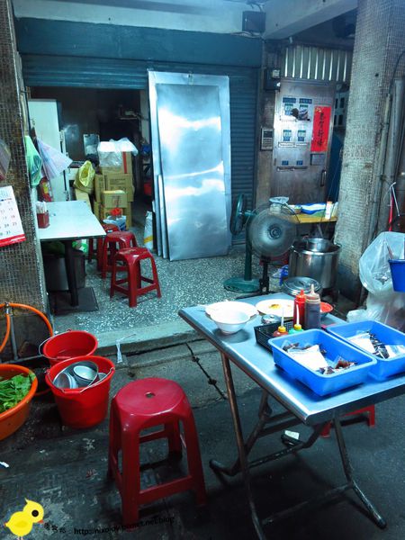 【新莊】阿蘭鍋貼-鍋貼4元、酸辣湯餃40元