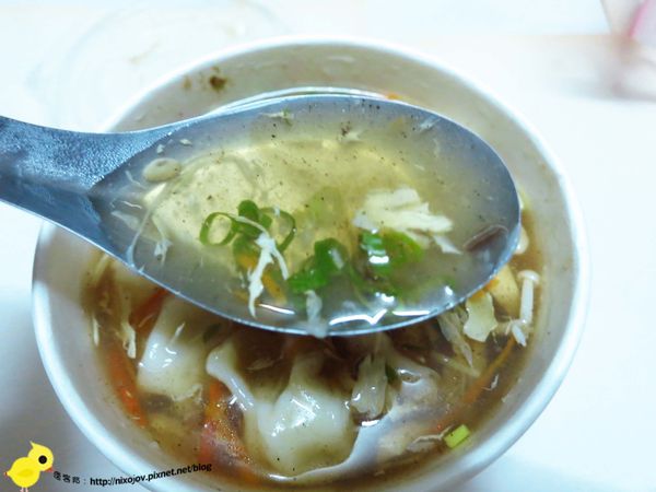 【新莊】阿蘭鍋貼-鍋貼4元、酸辣湯餃40元