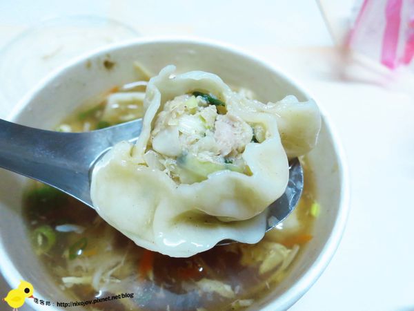 【新莊】阿蘭鍋貼-鍋貼4元、酸辣湯餃40元