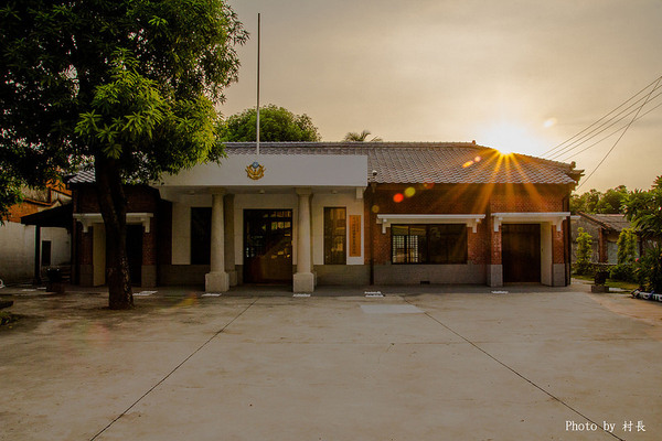 頂林仔邊警察官吏派出所：【遊記】｛高雄。林園鄉｝頂林仔邊警察官吏派出所