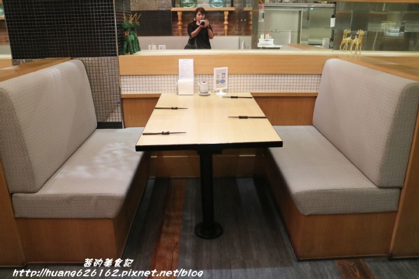 和歌壽司：【台北中正區】特色海鮮平價日式料理『和歌壽司』日式特色丼飯/烏龍麵/燒肉丼/握壽司/台大醫院站/海鮮蓋飯