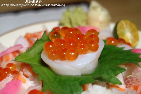 和歌壽司：【台北中正區】特色海鮮平價日式料理『和歌壽司』日式特色丼飯/烏龍麵/燒肉丼/握壽司/台大醫院站/海鮮蓋飯