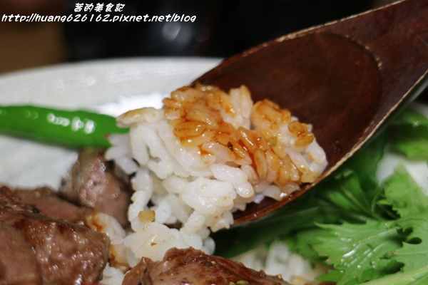 和歌壽司：【台北中正區】特色海鮮平價日式料理『和歌壽司』日式特色丼飯/烏龍麵/燒肉丼/握壽司/台大醫院站/海鮮蓋飯