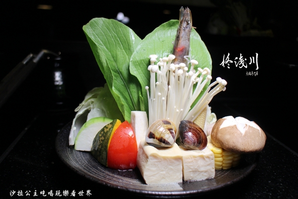 柊浅川火鍋專門店(原:柊火鍋專門店):台北‧信義涮涮鍋『柊浅川火鍋專門店』捷運市政府站/極上盛和海鮮