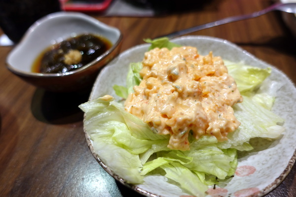 永康肥鰻屋：(胖樺食記) 台北市永康街有好吃鰻魚飯的「永康肥鰻屋」，小酌一杯或吃飽飽都可/捷運東門站/丼飯定時/居酒屋