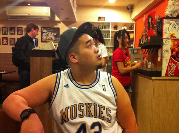 the Chips美式餐廳:OK接受的美式餐廳