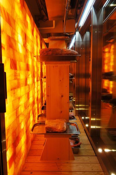 新竹美食推薦-新竹唯一玫瑰鹽磚熟成室＂Roast 乾式熟成牛排高級餐廳＂