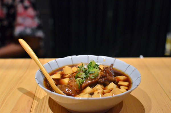 有喜屋Ukiya日式煎餃居酒屋：〝愛評體驗團〞『台中||南屯區』下班後的烤物配清酒-有喜屋Ukiya日式煎餃居酒屋