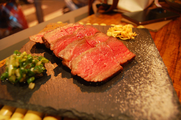 有喜屋Ukiya日式煎餃居酒屋：〝愛評體驗團〞『台中||南屯區』下班後的烤物配清酒-有喜屋Ukiya日式煎餃居酒屋