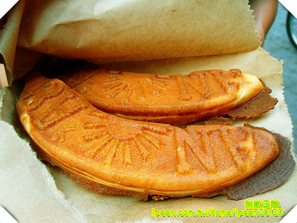 金蕉條雞蛋糕：【台南-東區】雞蛋糕也能牽絲!!!《金蕉條雞蛋糕》