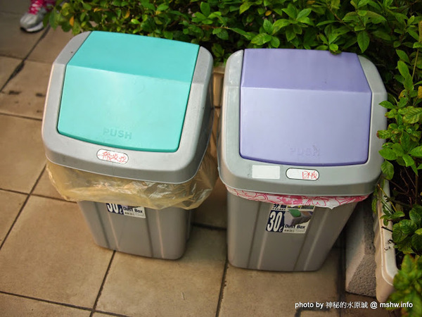 Siang Ning Beike Lemon Donuts 香檸貝克甜甜圈專賣店：【食記】台中Siang Ning Beike Lemon Donuts 香檸貝克甜甜圈專賣店@南屯萬和宮 : 用料實在,口味多元,鹹甜任君選擇!