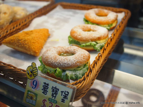Siang Ning Beike Lemon Donuts 香檸貝克甜甜圈專賣店：【食記】台中Siang Ning Beike Lemon Donuts 香檸貝克甜甜圈專賣店@南屯萬和宮 : 用料實在,口味多元,鹹甜任君選擇!
