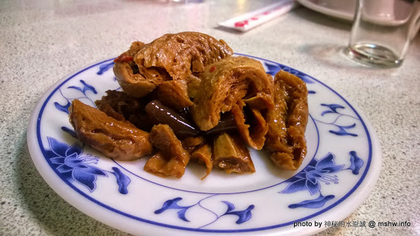 西嶼龍海鮮餐廳:【食記】台中西嶼龍海鮮餐廳@西區捷運BRT茄苳腳 : 食材算新鮮,但份量略少且口味清淡…重點還沒菜單
