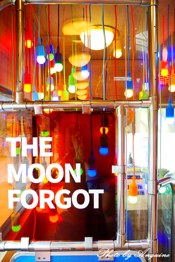 廖西瓜@台北信義區幾米月亮公車23