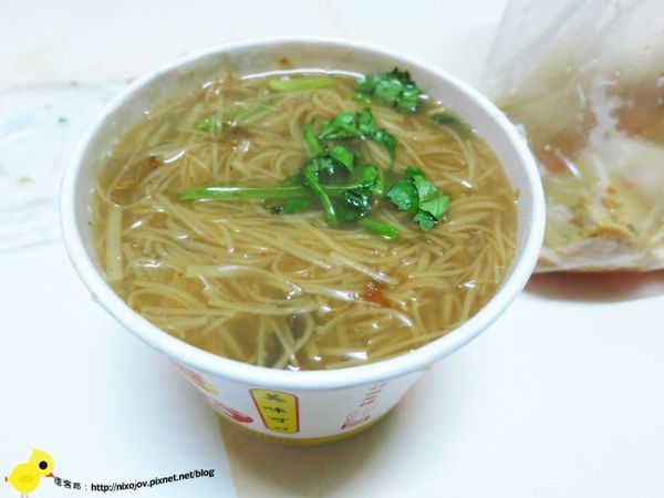 【新莊】光頭佬臭豆腐.蚵仔麵線-皮酥脆不油膩