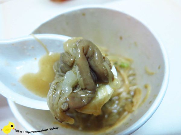 【新莊】光頭佬臭豆腐.蚵仔麵線-皮酥脆不油膩