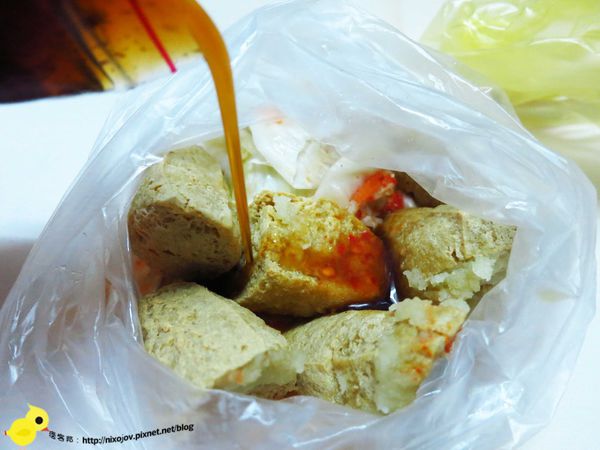【新莊】光頭佬臭豆腐.蚵仔麵線-皮酥脆不油膩