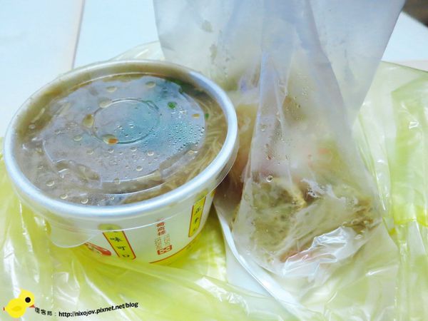 【新莊】光頭佬臭豆腐.蚵仔麵線-皮酥脆不油膩