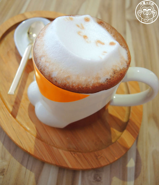 THE WHO 框影咖啡：呷飽祙【台北信義･The Who Cafe 框影】立體貓臉拉花好萌阿