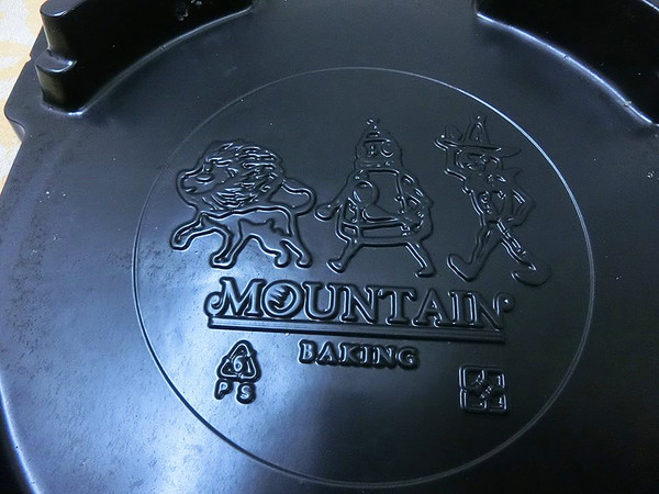 稻草人 獅子 錫鐵人：【邀稿】誘惑甜點報到！帕瑪森誘惑重乳酪蛋糕 讓你招架不住@稻草人 獅子 錫鐵人（曼特蛋糕）