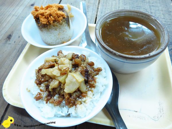 【蘆洲】黃記甲品香-好喝的排骨酥湯