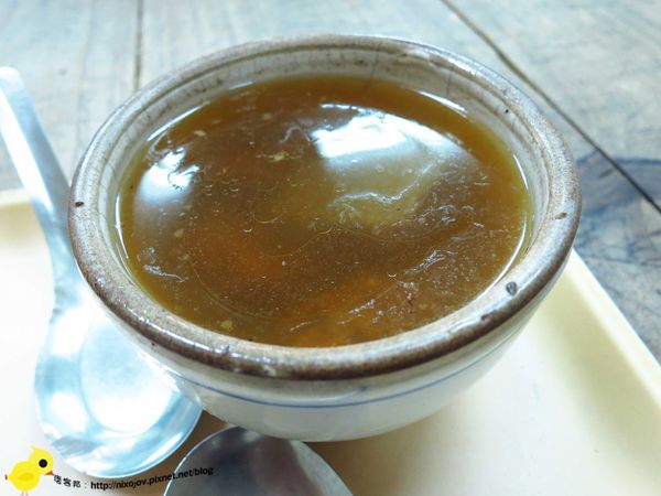 【蘆洲】黃記甲品香-好喝的排骨酥湯