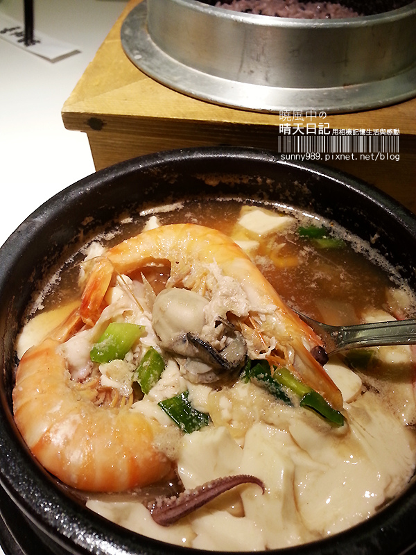 豆腐村(天母高島屋店):【豆腐村天母店】湯鮮味美小菜無限 甜點冰淇淋是亮點