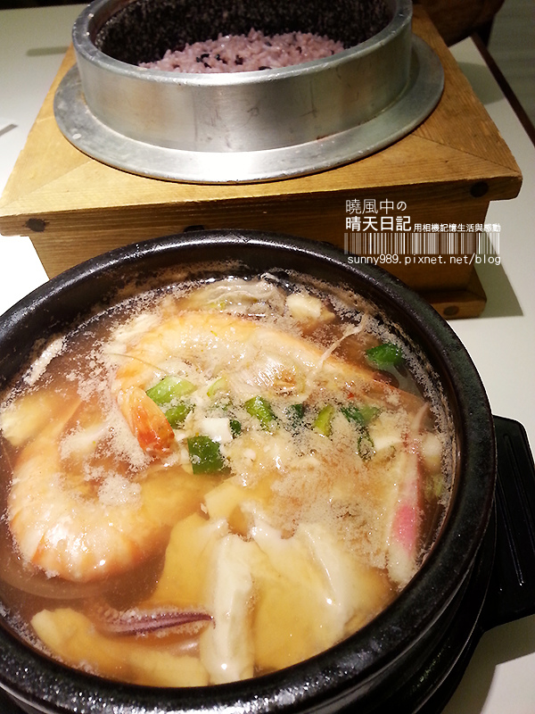 豆腐村(天母高島屋店):【豆腐村天母店】湯鮮味美小菜無限 甜點冰淇淋是亮點