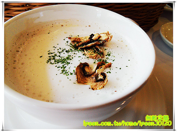 純焠炙烤牛排(高雄自由店):【高雄-左營區】米其林星級廚藝..不是吃感覺的店家!~《純焠炙烤牛排》