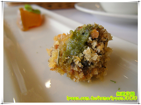 純焠炙烤牛排(高雄自由店):【高雄-左營區】米其林星級廚藝..不是吃感覺的店家!~《純焠炙烤牛排》