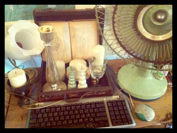 自然醒咖啡公寓：特色咖啡廳*老古董 老靈魂 新意義-自然醒咖啡公寓