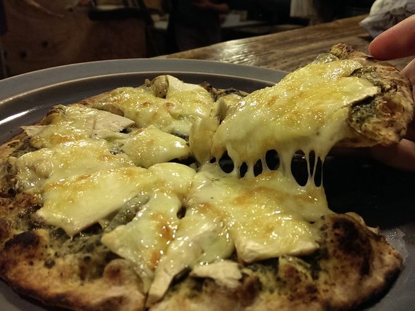 So Free 柴燒比薩&起司專賣：《台北》So Free 柴燒比薩│蔬食還是好吃 窯烤薄餅Pizza@公館站