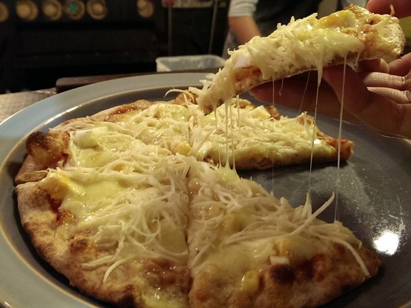 So Free 柴燒比薩&起司專賣：《台北》So Free 柴燒比薩│蔬食還是好吃 窯烤薄餅Pizza@公館站