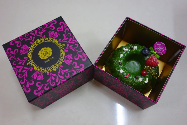 Purple宇治抹茶專賣：1031204[官本金文愛台灣]聖誕節限量版Merry Christmas聖誕皇冠Purple宇治抹茶專賣繽紛的聖誕節讓您的另一半當皇后或國王永遠浪漫