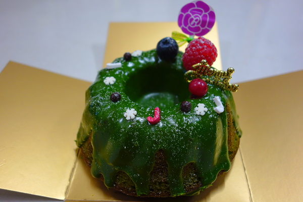 Purple宇治抹茶專賣：1031204[官本金文愛台灣]聖誕節限量版Merry Christmas聖誕皇冠Purple宇治抹茶專賣繽紛的聖誕節讓您的另一半當皇后或國王永遠浪漫