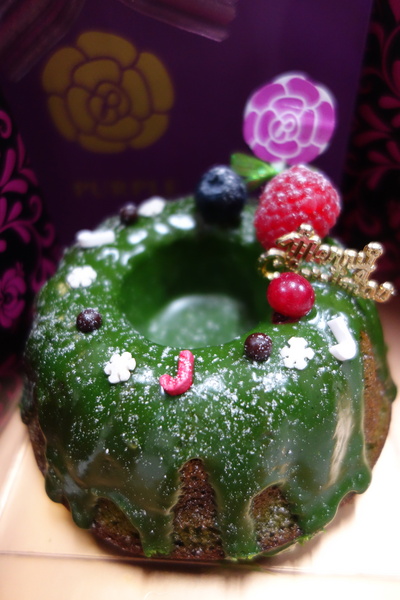 Purple宇治抹茶專賣：1031204[官本金文愛台灣]聖誕節限量版Merry Christmas聖誕皇冠Purple宇治抹茶專賣繽紛的聖誕節讓您的另一半當皇后或國王永遠浪漫