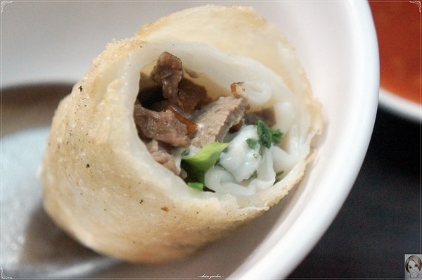 房記輝伯鴨肉羹麵：[庶民美食]房記輝伯鴨肉羹麵~特色客家美食，粄條藏在鴨肉卷裡