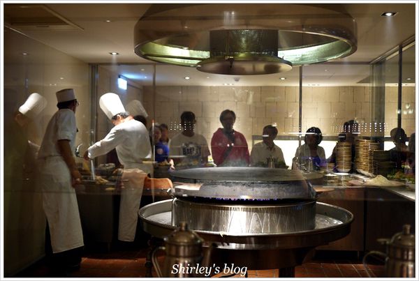 品花苑：新莊‧品花苑自助餐廳