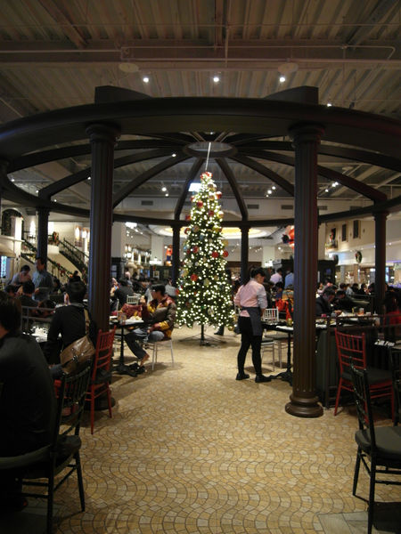 品花苑:晶冠廣場【品花苑】全台最大間Buffet餐廳