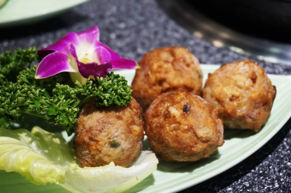 忻殿堂:*口碑券*忻殿堂 : 深藏不露松阪豬