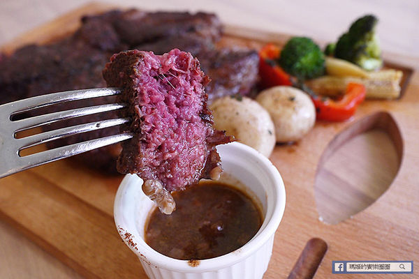 上菜囉 法式餐廳 Viva la fete：◆台北大安。捷運忠孝新生【上菜囉Viva la fete 法式餐廳】原塊巨無霸PRIME牛排只要590元。現在不吃還等什麼！活動只到八月底哦！新推出早午餐（文末抽獎）