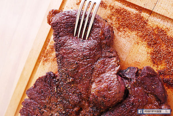 上菜囉 法式餐廳 Viva la fete：◆台北大安。捷運忠孝新生【上菜囉Viva la fete 法式餐廳】原塊巨無霸PRIME牛排只要590元。現在不吃還等什麼！活動只到八月底哦！新推出早午餐（文末抽獎）